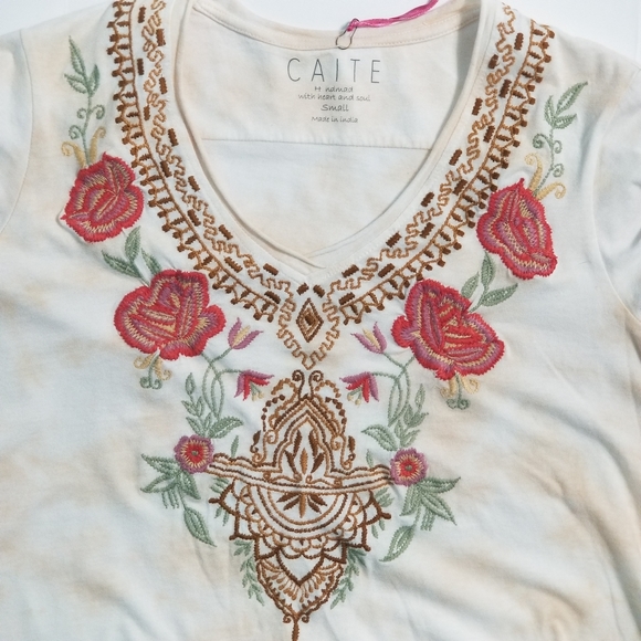 CAITE Dawson Embroidered Boho Tan Tie Dye Shirt Women's Size Small - Picture 4 of 14